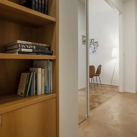 Italianway-nerino * Milán